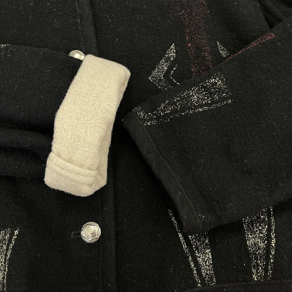 🚫SOLD🚫 Chico’s Southwestern Black Red Aztec Print Buffalo Nickel Buttons Wool - Picture 11 of 16